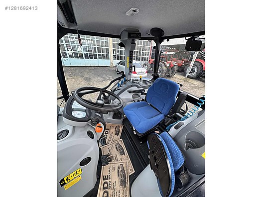 Machinery / Agricultural Machines / Tractors / New Holland / T5.110