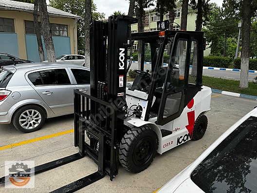 Machinery / Industrial / Carrying & Stacking Equipment / Forklifts / For Sale / Ceylift