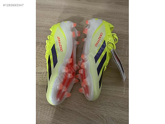 İkinci El ve Sıfır Alışveriş / Spor / Takım Sporları / Futbol / Krampon & Ayakkabı