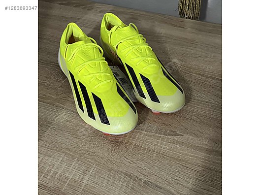 İkinci El ve Sıfır Alışveriş / Spor / Takım Sporları / Futbol / Krampon & Ayakkabı