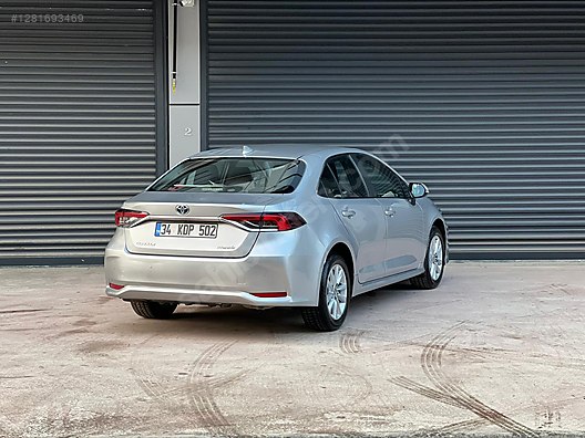 Vasıta / Otomobil / Toyota / Corolla / 1.8 Hybrid / Dream 
