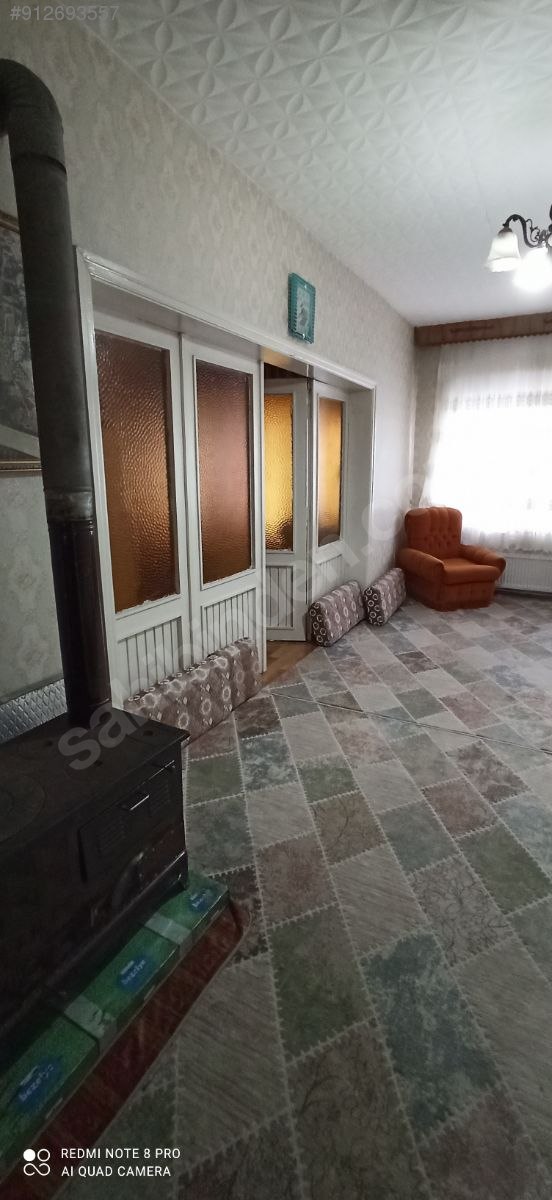 Altı dükkan üstü ev müstakil çarşı merkezde daire Satılık Müstakil Ev