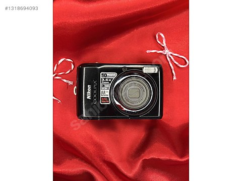 Compact / Nikon / Coolpix L20 / Nikon Coolpix L20 Y2K Kamera on