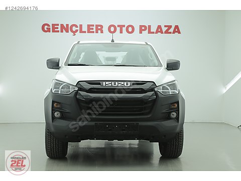 GENÇLER PLAZA-2023-ISUZU-D-MAX-4X4-HATASIZ-6.130...
