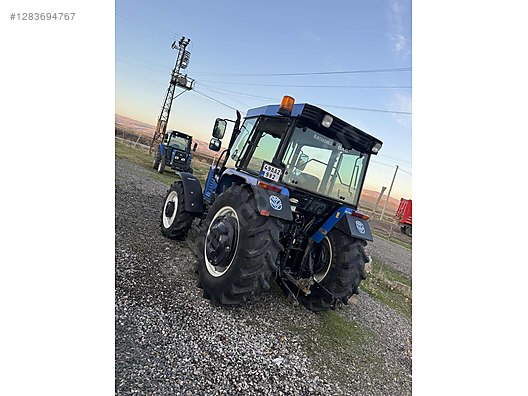 Machinery / Agricultural Machines / Tractors / New Holland / 75-56s