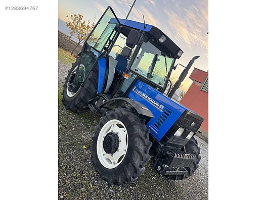 Machinery / Agricultural Machines / Tractors / New Holland / 75-56s