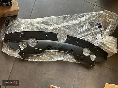 MASERATİ GRECALE ÖN PANEL ÜST PLASTİĞİ 670177542 - İlan ve