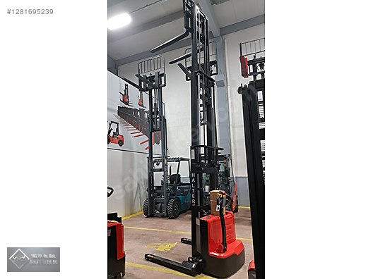 Machinery / Industrial / Carrying & Stacking Equipment / Forklifts / For Sale / Halterlift