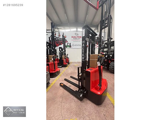 Machinery / Industrial / Carrying & Stacking Equipment / Forklifts / For Sale / Halterlift