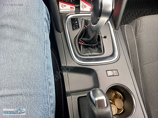 Vasıta / Otomobil / Renault / Megane / 1.3 TCe / Joy