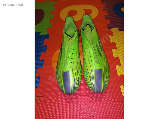 İkinci El ve Sıfır Alışveriş / Spor / Takım Sporları / Futbol / Krampon & Ayakkabı