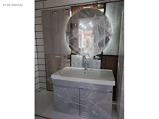 İkinci El ve Sıfır Alışveriş / Bahçe & Yapı Market / Yapı Malzemeleri / Banyo & Mutfak / Banyo Dolabı