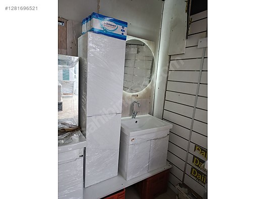 İkinci El ve Sıfır Alışveriş / Bahçe & Yapı Market / Yapı Malzemeleri / Banyo & Mutfak / Banyo Dolabı