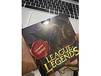 LEAGUE OF LEGENDS