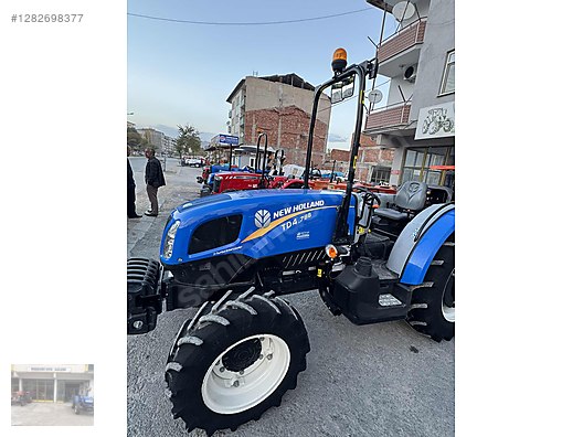 Machinery / Agricultural Machines / Tractors / New Holland / TD4.78B