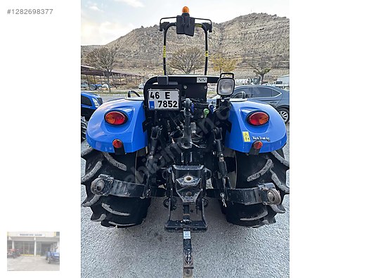 Machinery / Agricultural Machines / Tractors / New Holland / TD4.78B