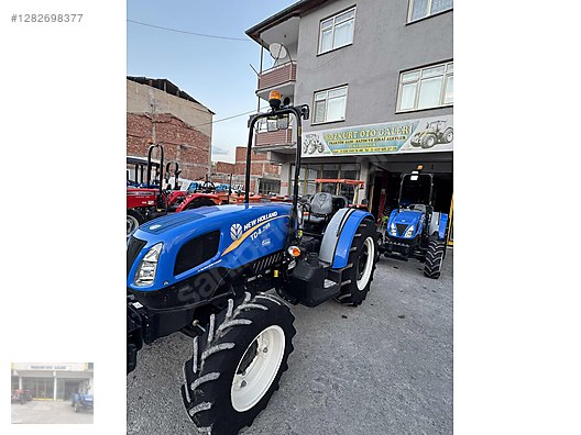 Machinery / Agricultural Machines / Tractors / New Holland / TD4.78B