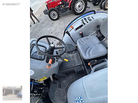 Machinery / Agricultural Machines / Tractors / New Holland / TD4.78B