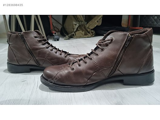 Used & Brand New Items / Clothing & Accessories / Men / Shoes / Boots