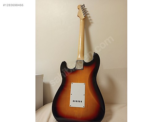 İkinci El ve Sıfır Alışveriş / Müzik / Müzik Aletleri / Telli Çalgılar / Gitar / Elektro