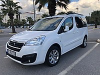 peugeot partner tepee 1 6 hdi allure used minivans panelvans and glasvans new van group private and commercial vehicles are on sahibinden com