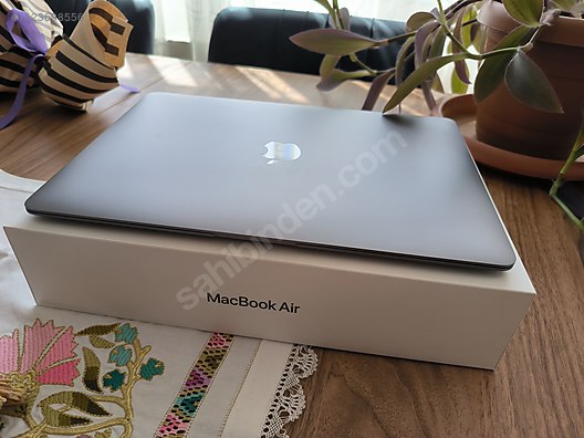 Apple Macbook / MacBook Air 13.3 inc M1 8CPU 7GPU 16GB 256GB Uzay