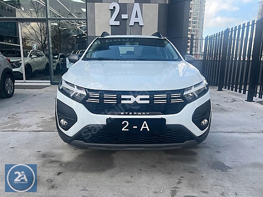 Dacia / Sandero Stepway / 1.0 T / Expression / YENİ LOGO AY IŞIĞI GRİ  SANDERO STEPWAY 2023 ÇIKIŞLI LPG'Lİ at  - 1127336305