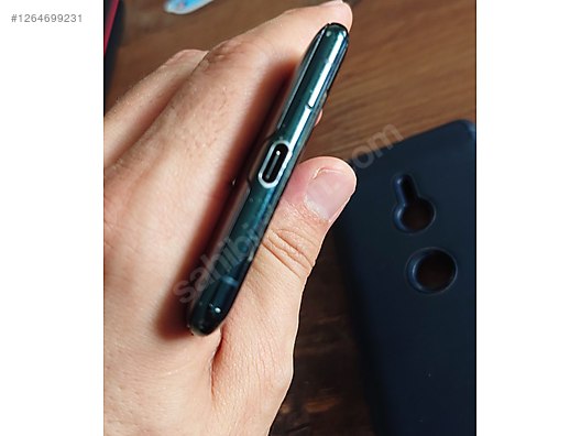 Used & Brand New Items / Cell Phones & Accessories / Cell Phones / Sony / Xperia XZ3