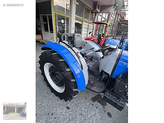 Machinery / Agricultural Machines / Tractors / New Holland / TD4.78B