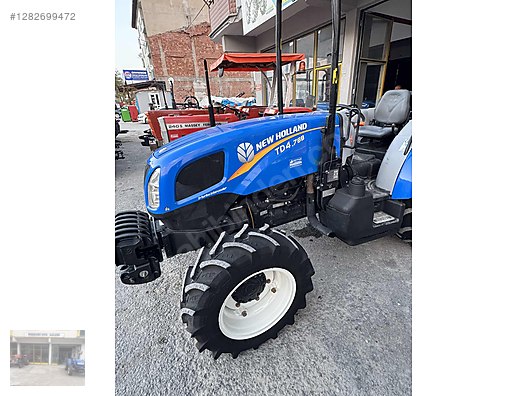 Machinery / Agricultural Machines / Tractors / New Holland / TD4.78B