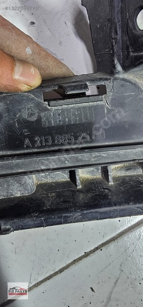 Mercedes E Tampon Braketi (Ön)