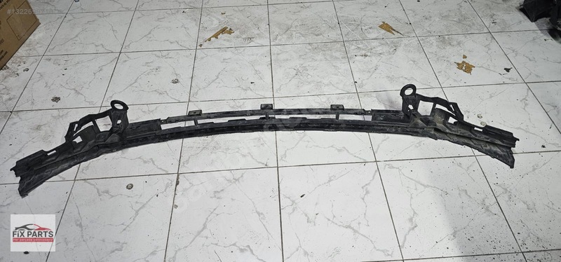 Mercedes E Tampon Braketi (Ön)