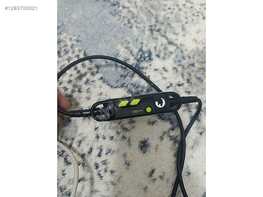 Used & Brand New Items / Computers / Peripherals / Headphones & Microphones