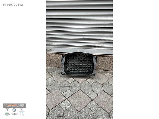 TESLA MODEL Y ARKA BAGAJ SAKLAMA KUTUSU ORJ 1508656-00-F - İlan ve