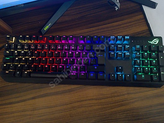 Used & Brand New Items / Gaming & Gamers Exclusive / Gaming Equipment / Gaming Keyboard