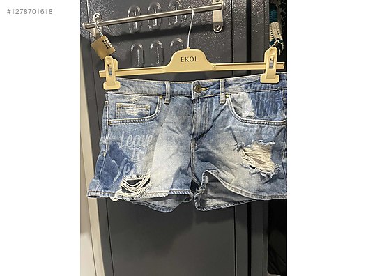 İkinci El ve Sıfır Alışveriş / Giyim & Aksesuar / Kadın / Giyim / Şort