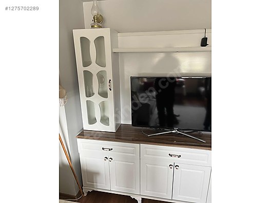 Used & Brand New Items / Home Decor / Furniture / Den & Living Room / TV Unit