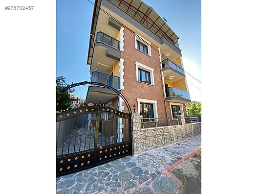 istasyon mahallesinde 3 katli son sistem mustakil 3 katli bina satilik mustakil ev ilanlari sahibinden com da 976702457