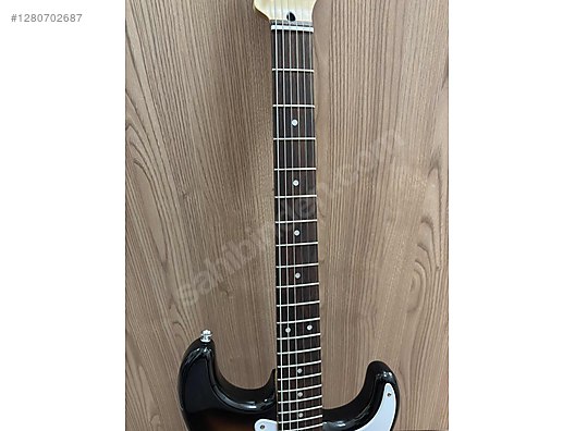 Squier Elektro Gitar