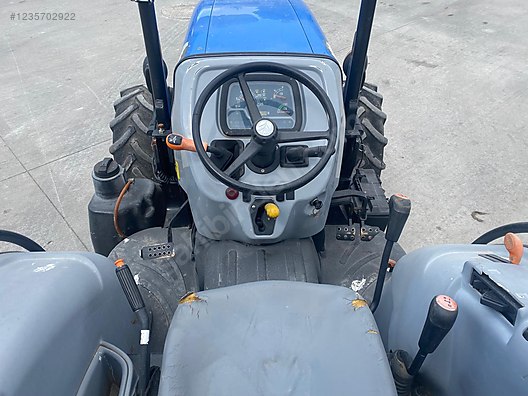 Machinery / Agricultural Machines / Tractors / New Holland / TD4.80B