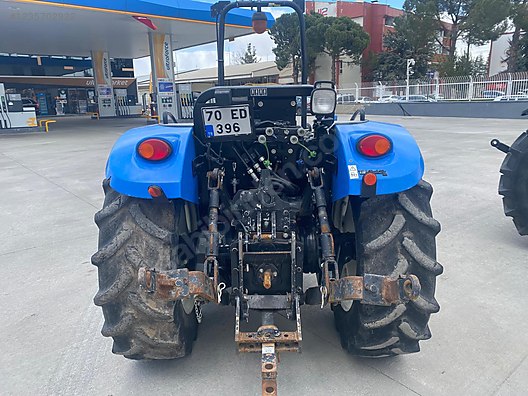 Machinery / Agricultural Machines / Tractors / New Holland / TD4.80B