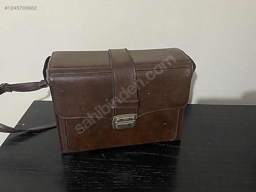 Used & Brand New Items / Cameras & Photographic Equipment / Analogue Film Cameras / 35 mm SLR / Revueflex