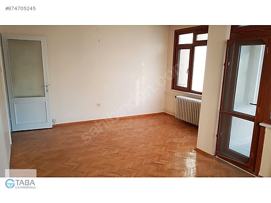 erenkoy de merkezi konumda kullanisli 3 1 daire kiralik daire ilanlari sahibinden com da 974705245
