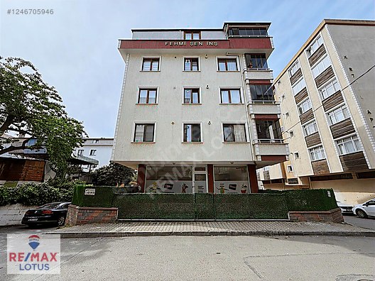 Kartal Topselvi'de Ön Bahçeli, Mutfak & Banyolu Kiralık Dükkan