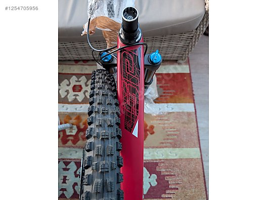 Sıfır Lapierre Spicy CF 6.9 M, Karbon, Fox38, DHX2, 15.8kg