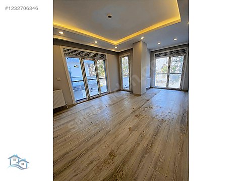 Bakırköy incirli caddesi üzerinde sıfır 2+1
