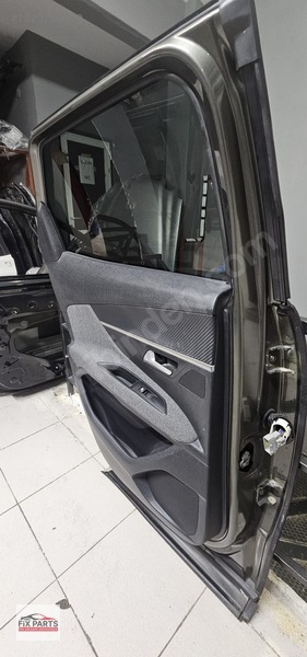 Peugeot 3008 Kapı
