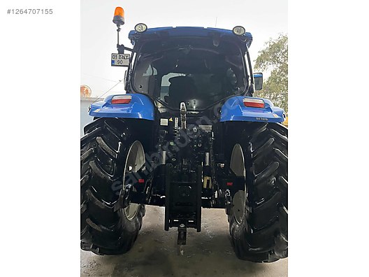 Machinery / Agricultural Machines / Tractors / New Holland / TR6.120