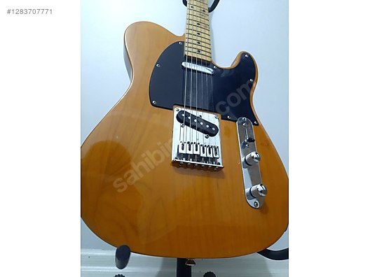 Squier Elektro Gitar