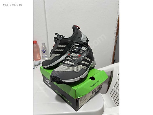 おばあ Adidas 42 Numara Üniseks Ayakkabı sahibinden.com'da - 1319707946